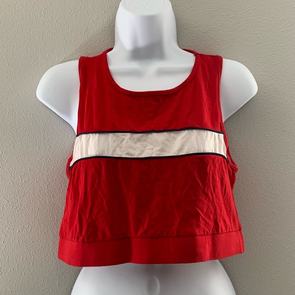 Red crop top - Picture 2 of 3